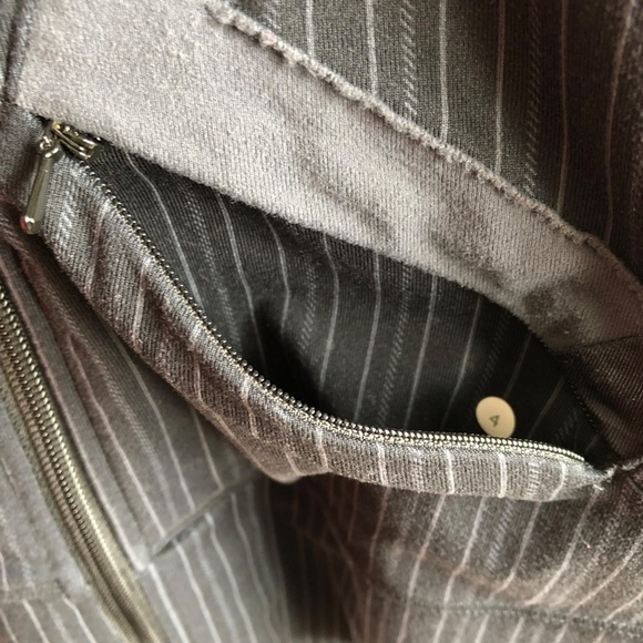 Lululemon Women's Origami Track Jacket Size 4 Grey Black Pinstripe - Picture 11 of 15